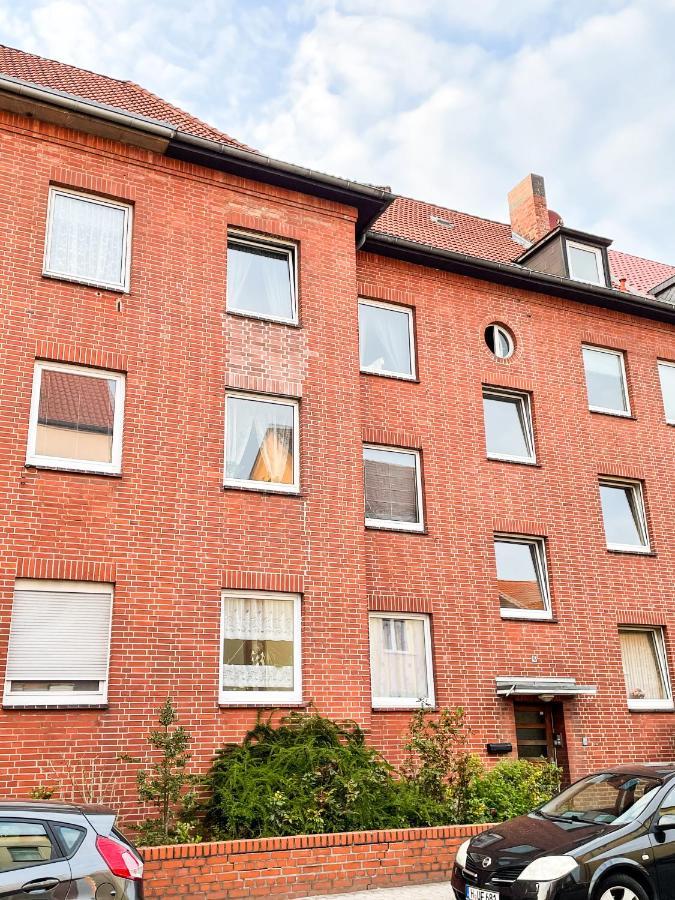 Apartment Fuer 5 Gaeste Grosse Kueche Messe- Und Citynah Hannover